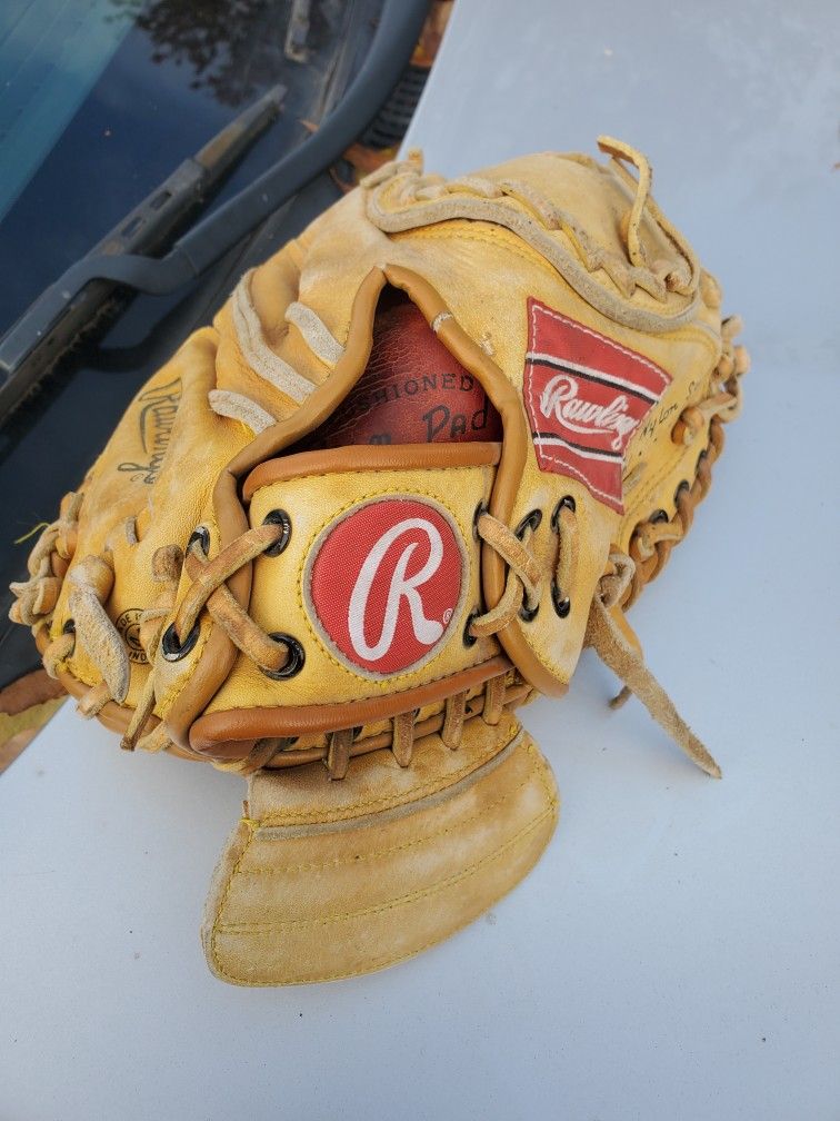 Rawlings youth catcher's Glove