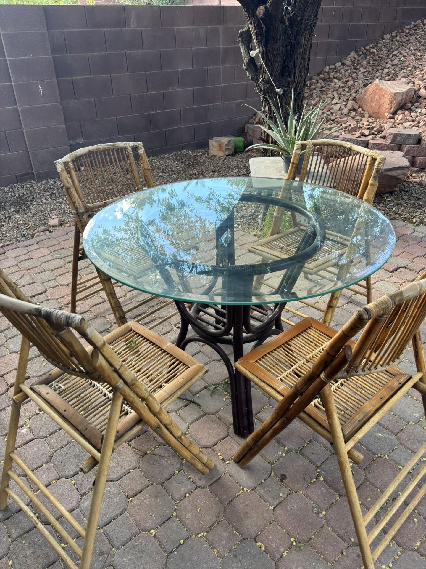 Beautiful Outdoor Glass Table 