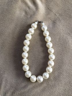 Pearl necklace - new without tag