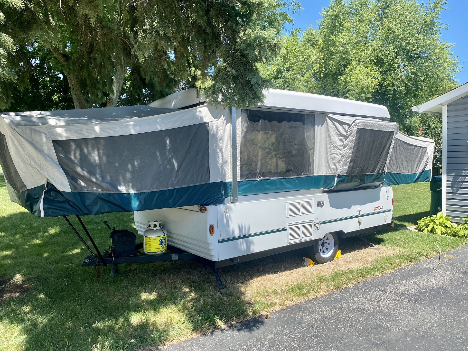 1999 Coleman Sun Valley