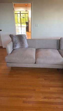 Living Spaces - Adeline II, Light Gray 3 Piece Sectional Sofa