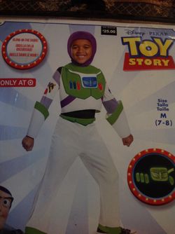 Boys Buzz Light Year costume - size 7/8