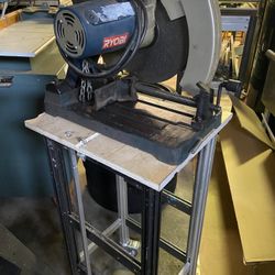 Ryobi Table Raw With Stand