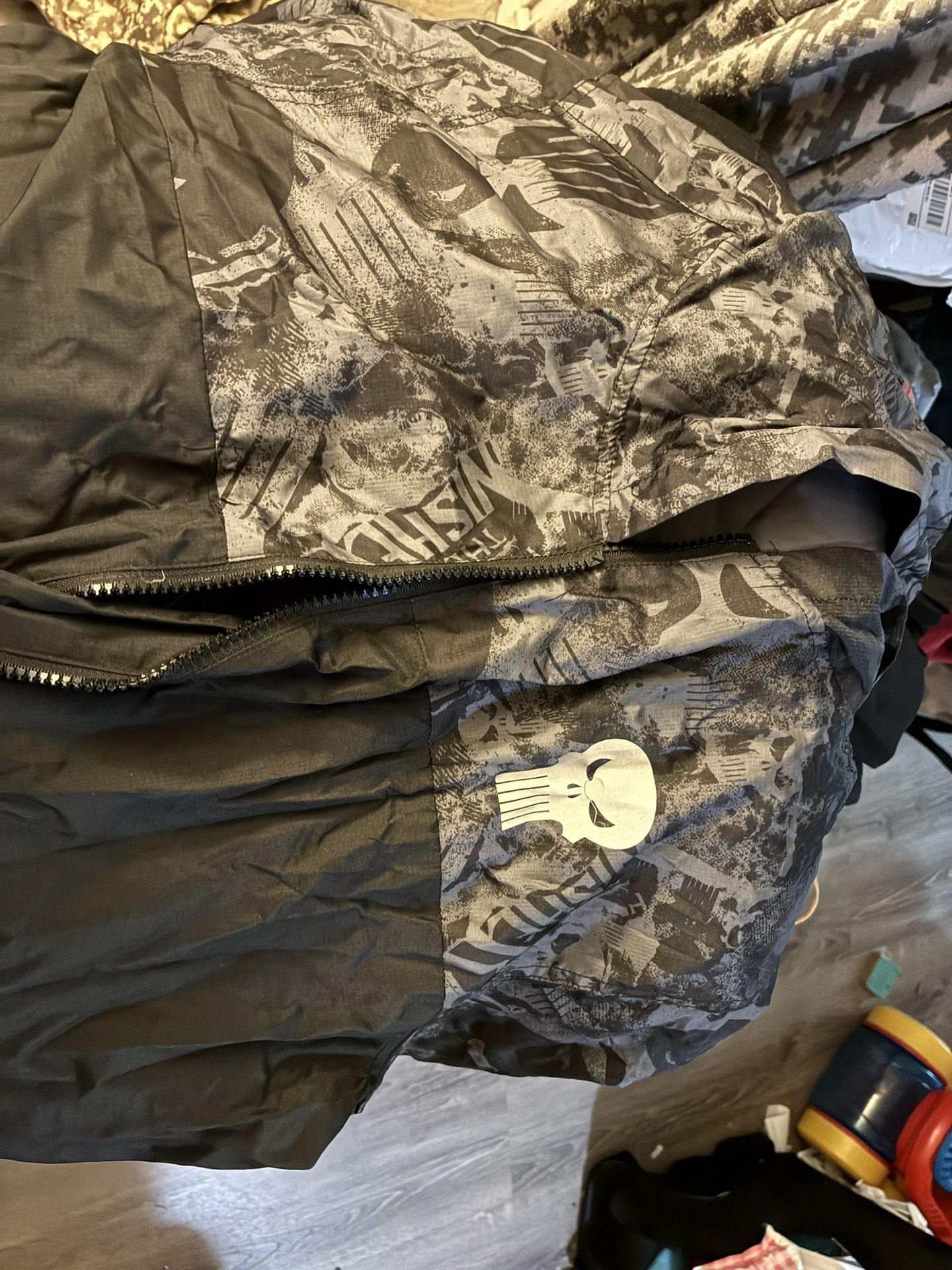 Punisher Size Large Raincoat