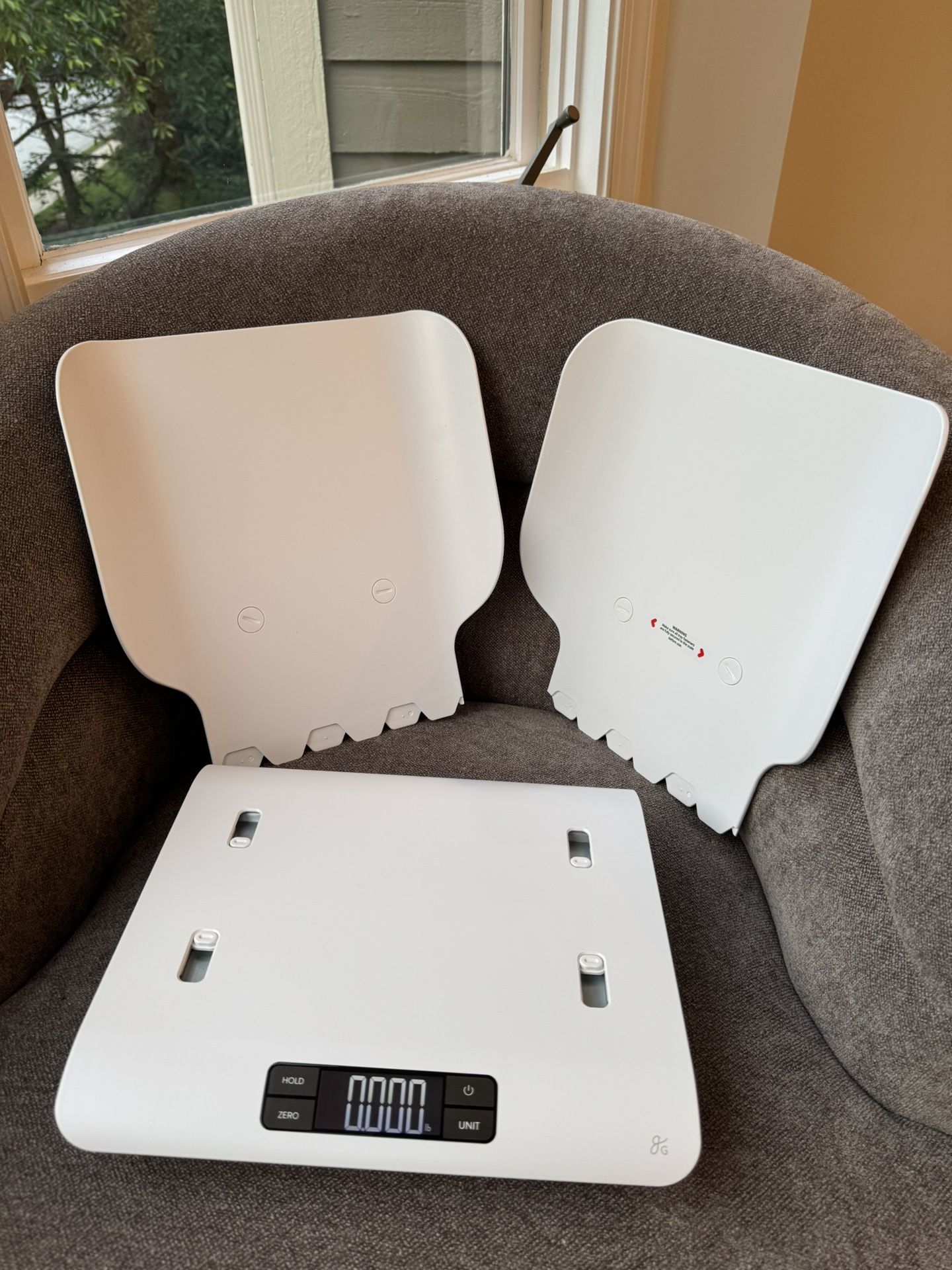 Smart Baby and Pet Scales 