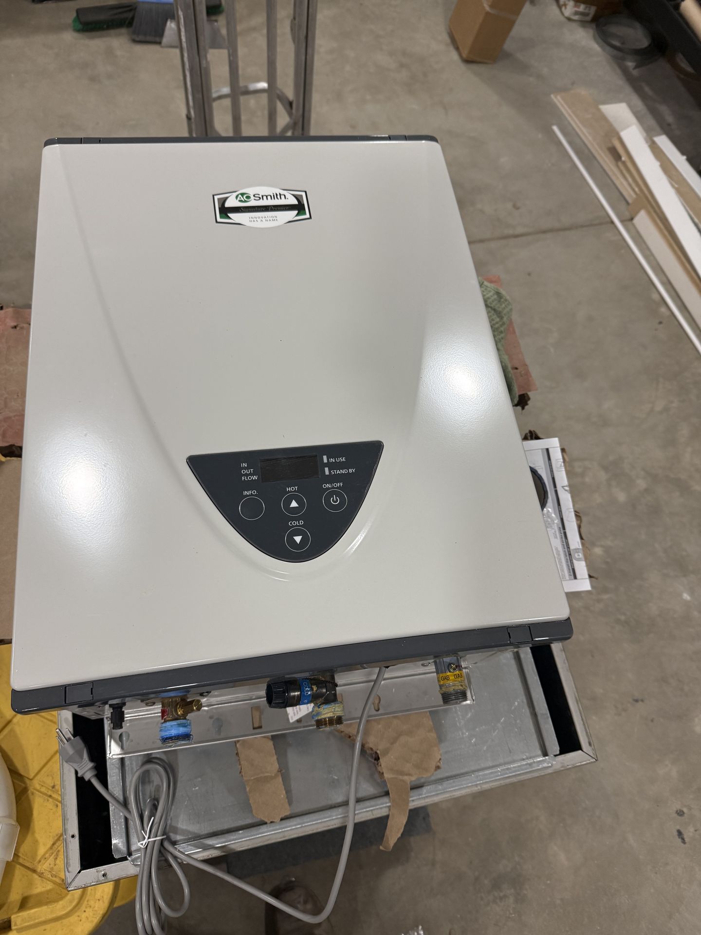 Used Water Radiator Used tankless water heater for Sale in Covington, WA - OfferUp