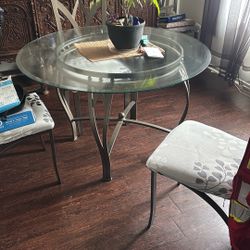 NEED GONE Kitchen Table Glass/ Metal W Chairs