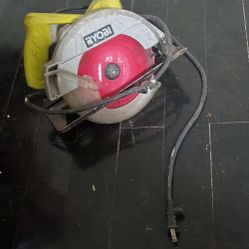 Ryobi Saw 