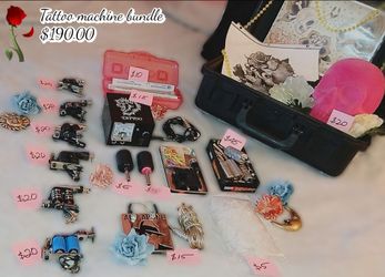 Used tattoo machine kit + carrying case ♡