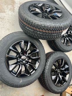New Chevy Silverado rims and tires 20” Oem factory wheels rines y llantas nuevas fits Silverado Tahoe RST Avalanche suburban GMC Sierra Yukon