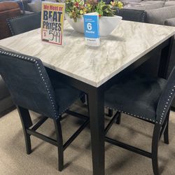 Marble Table W/ 4 Chairs 🖤 Easy Financing Available ✅✅