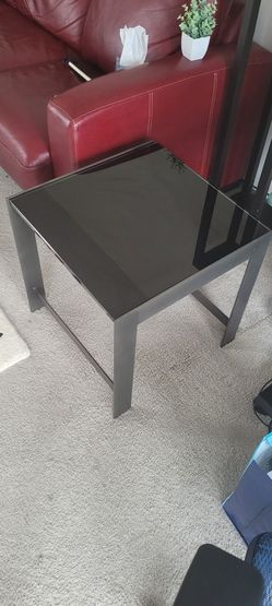 Side Tables- Set Of 2 - Glass On Metal, 20x20x20