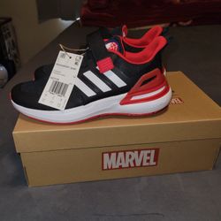 Adidas Marvel Shoes For Boys Size 2 2.5