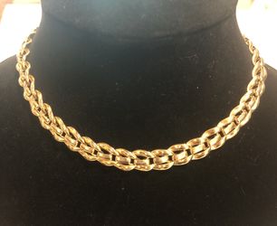 Vintage gold tone choker toggle