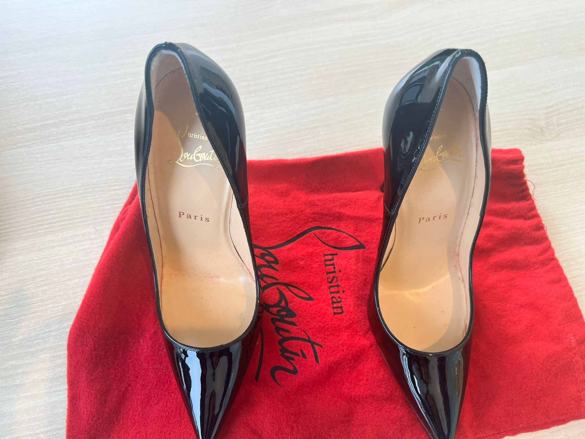 Christian Louboutin So Kate Size 37