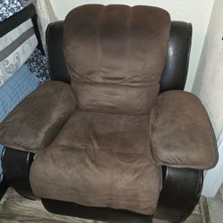 Recliner. OBO