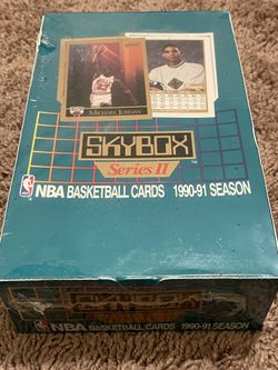 1991 Skybox Series 2 Basketball Box