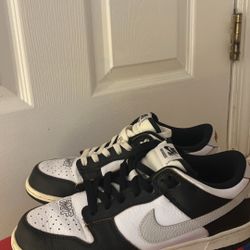 Nike SB Dunk Low OG QS  size 7.5 (men’s) 9 (women’s 