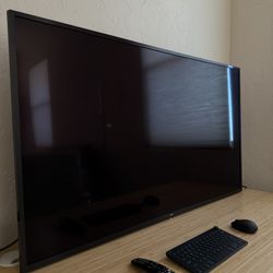 LG 4K TV - 55”