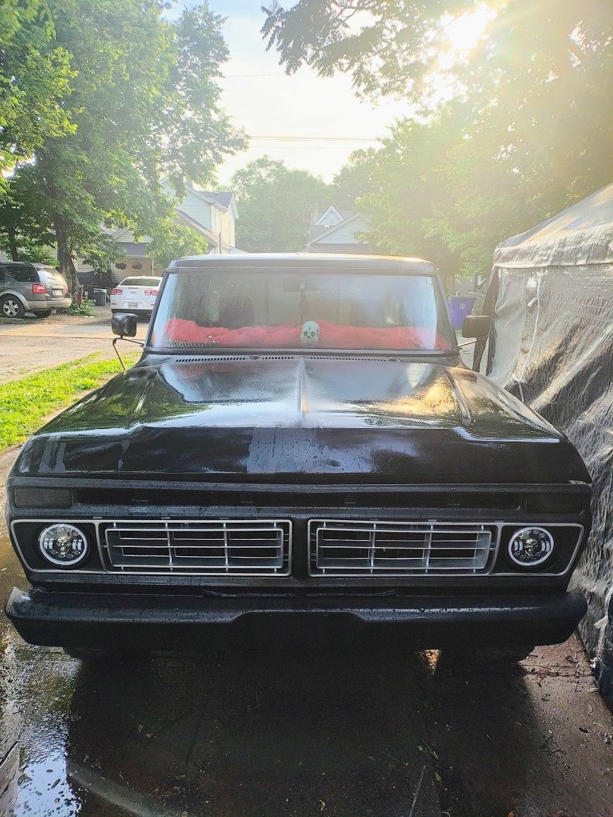 1977 F150 Customized 