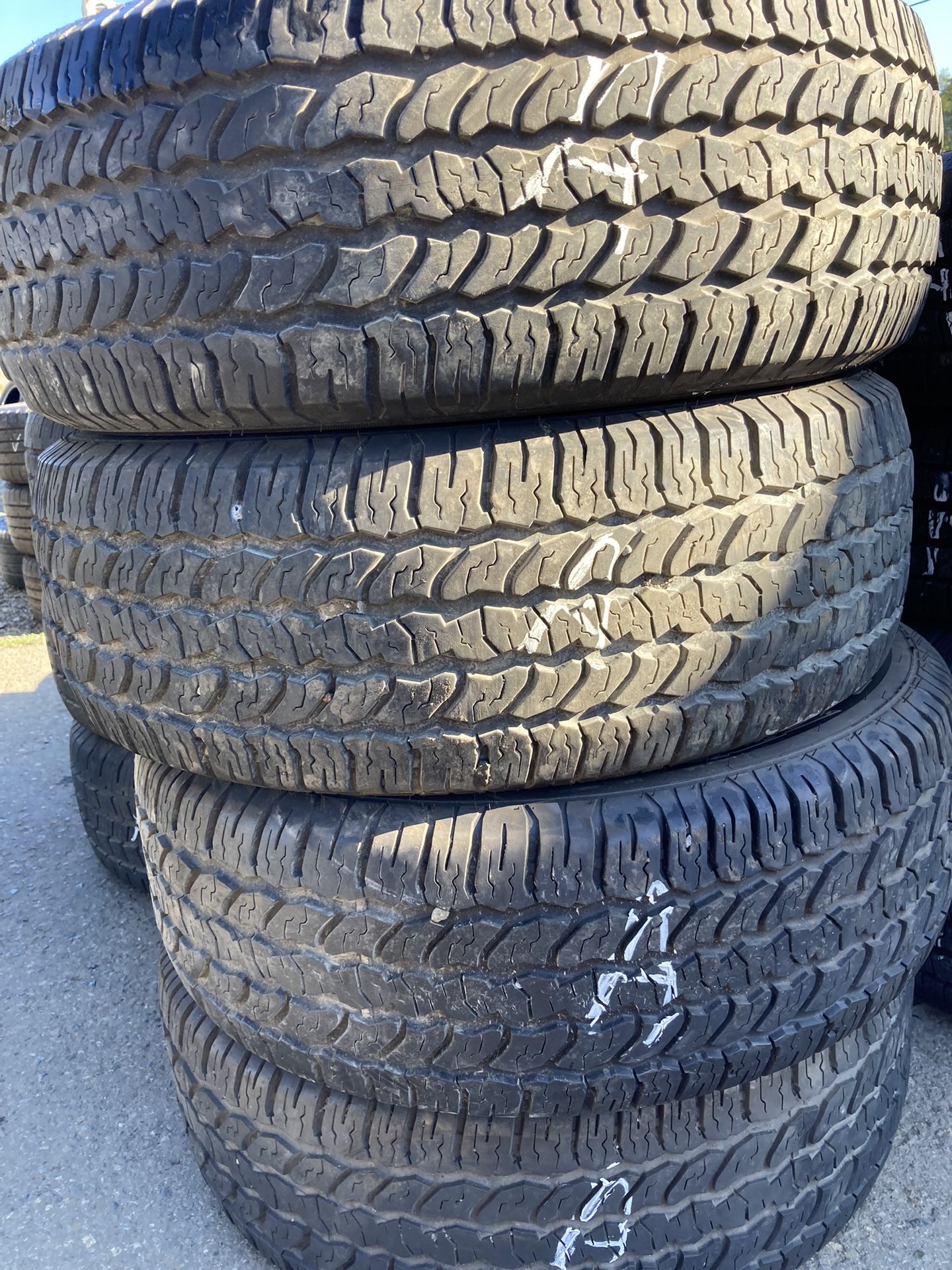 Set Of 245 70 16 Road Runner Tires
