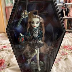 Monster High Haunt Couture Frankie Stein Doll
