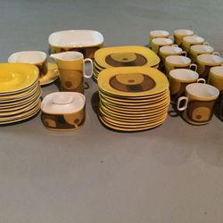 Block Langenthal Switzerland Transition Evolution 1970’s Mid Century Modern porcelain dishes.