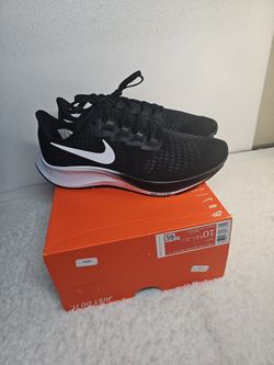 Nike Air Zoom Pegasus 37 Size 10.5 M