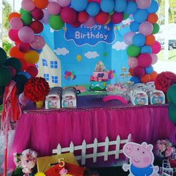 Peppa pig party decorations