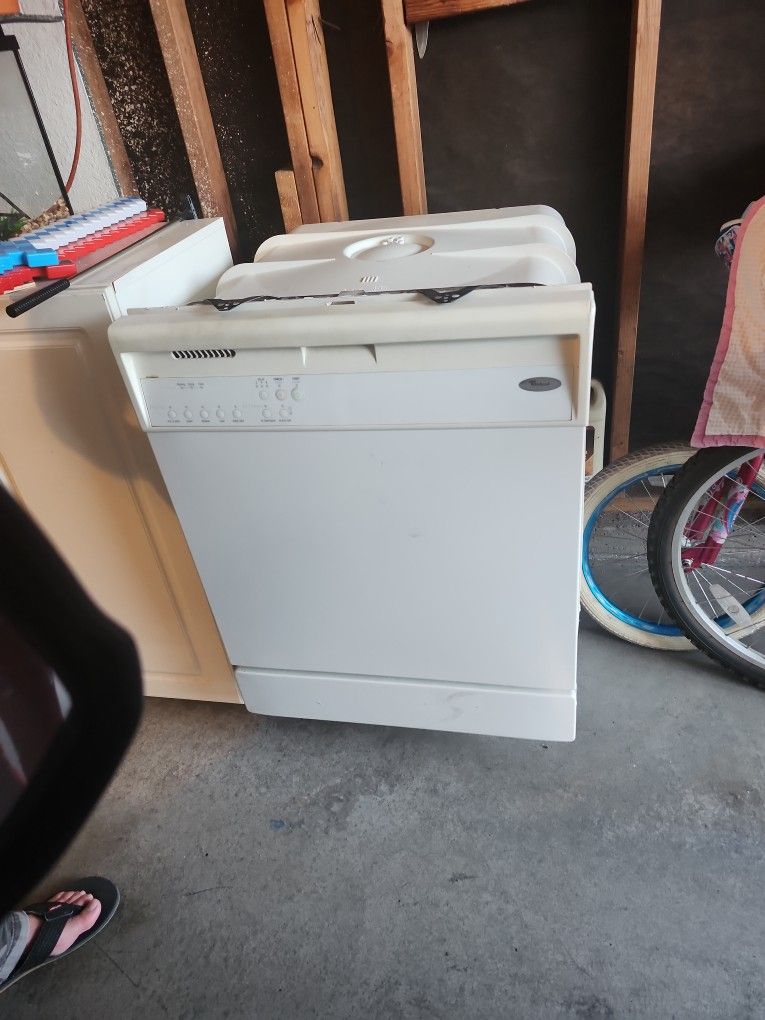 Whirpool Dishwasher