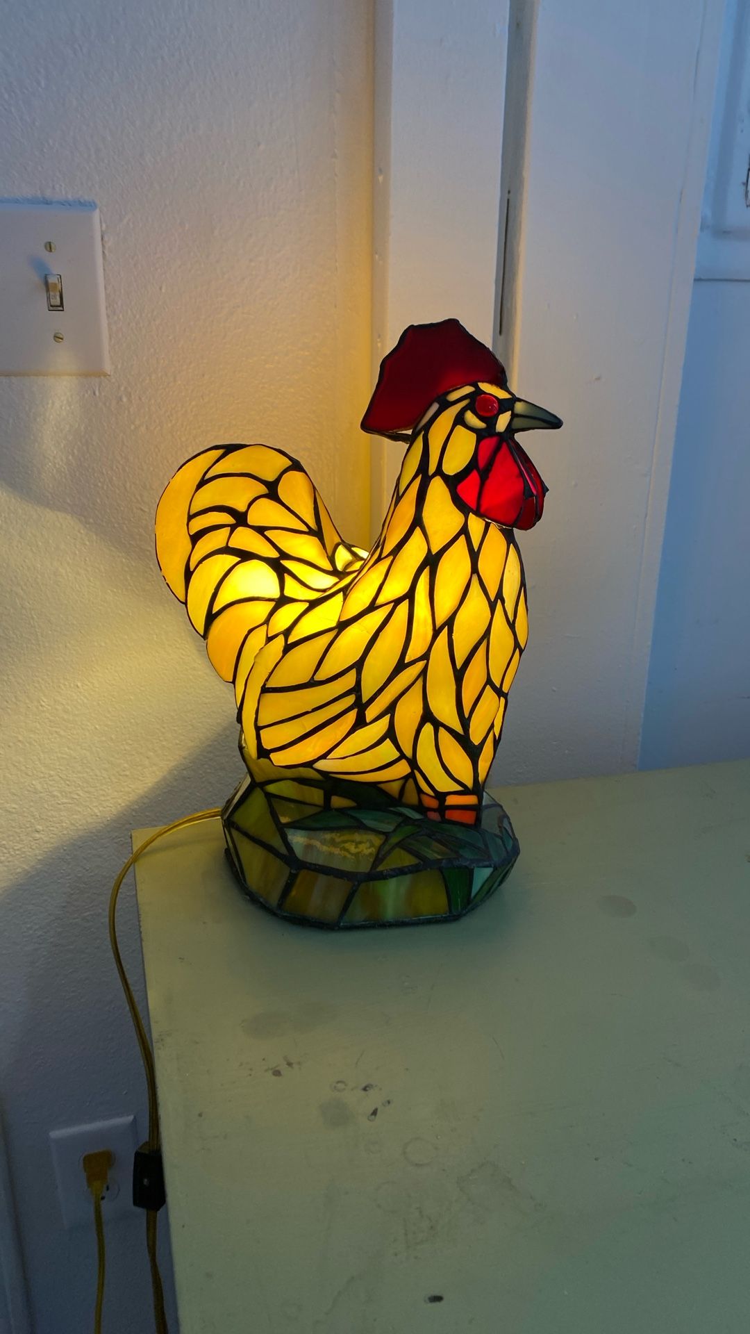 Chicken Stained Glass Tiffany Lamp