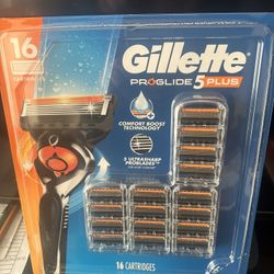 Gillette ProGlide 5 Plus Razor Cartridges. 16 cartridges with Comfort Boost Technology and 5 Ultrash