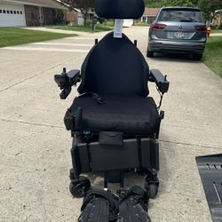 Quantum Q6 Edge 2.0 Power Wheelchair 