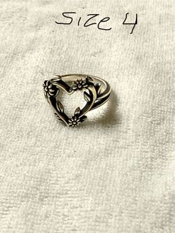 flowery vine james avery ring size 4
