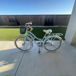 Huffy Nel Lusso cruiser bike