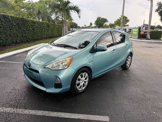 2013 Toyota Prius C