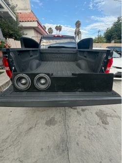 Ported sub box dual 8’