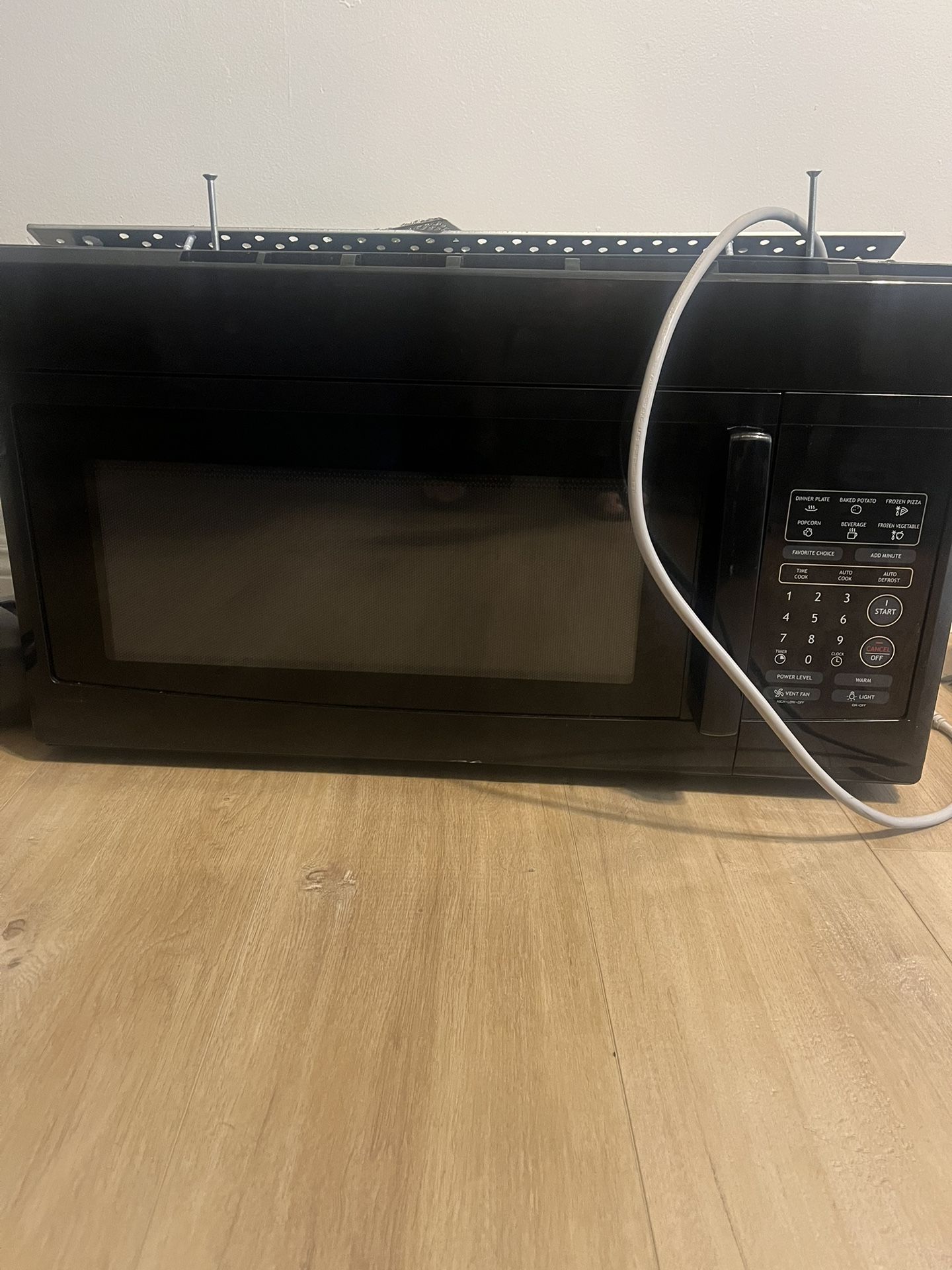 Magic Chef 1.6 cu. ft. Over the Range Microwave in Black