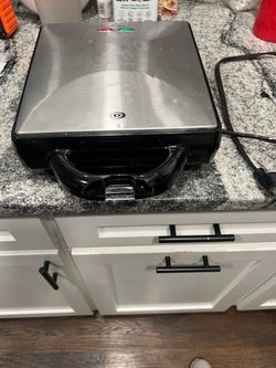 $10 sandwichera