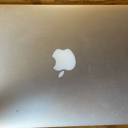 2015 MacBook Air 11-Inch