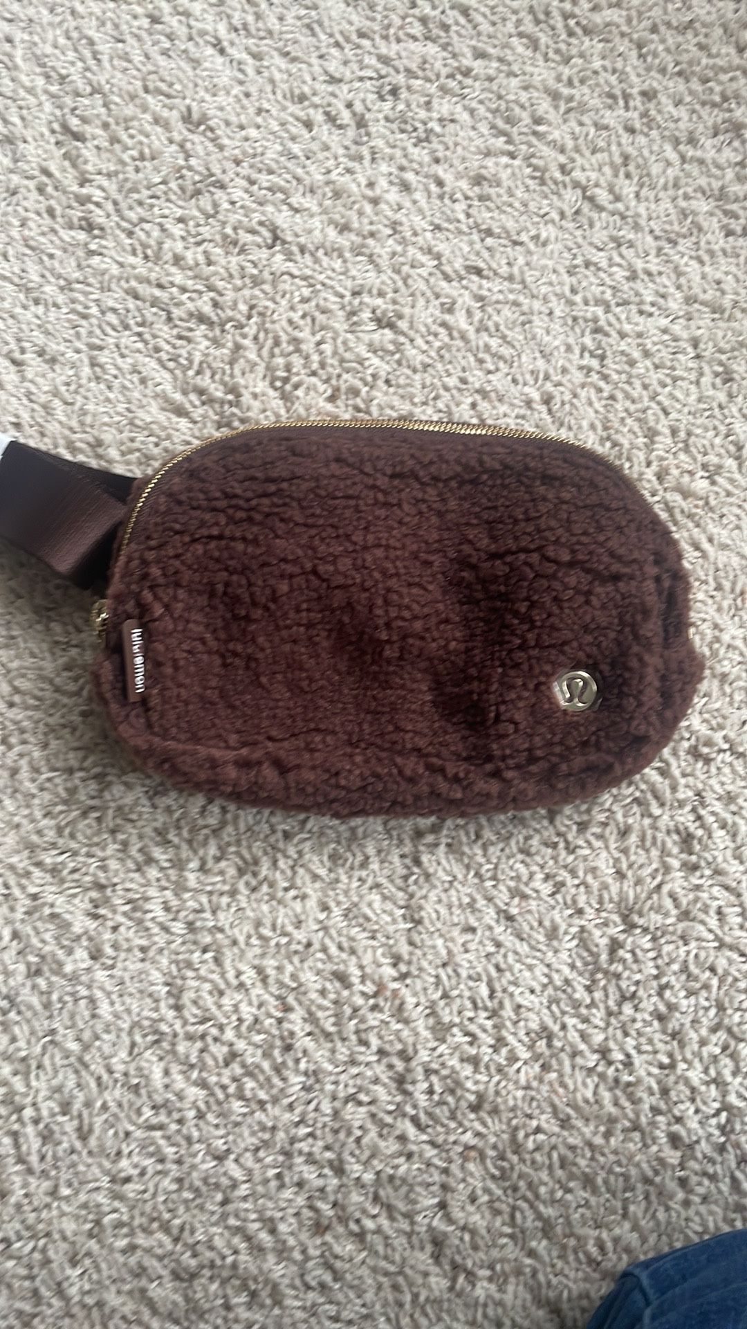 lululemon fleece belt bag