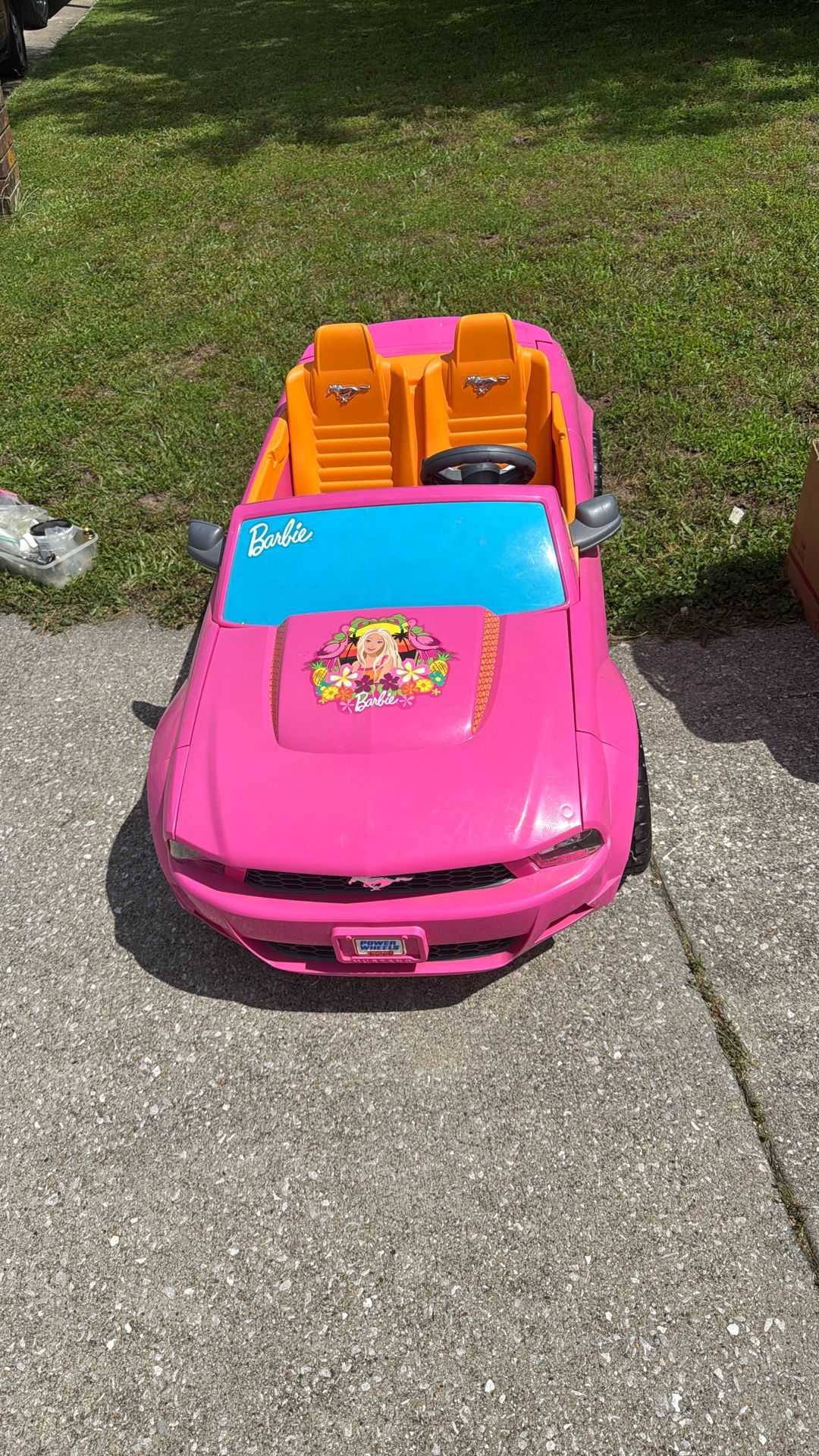 Kids Barbie Mustang Car