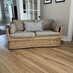 VINTAGE RATTAN LOVESEAT BEAUTIFUL  Removable And Washable Cushion Covers 