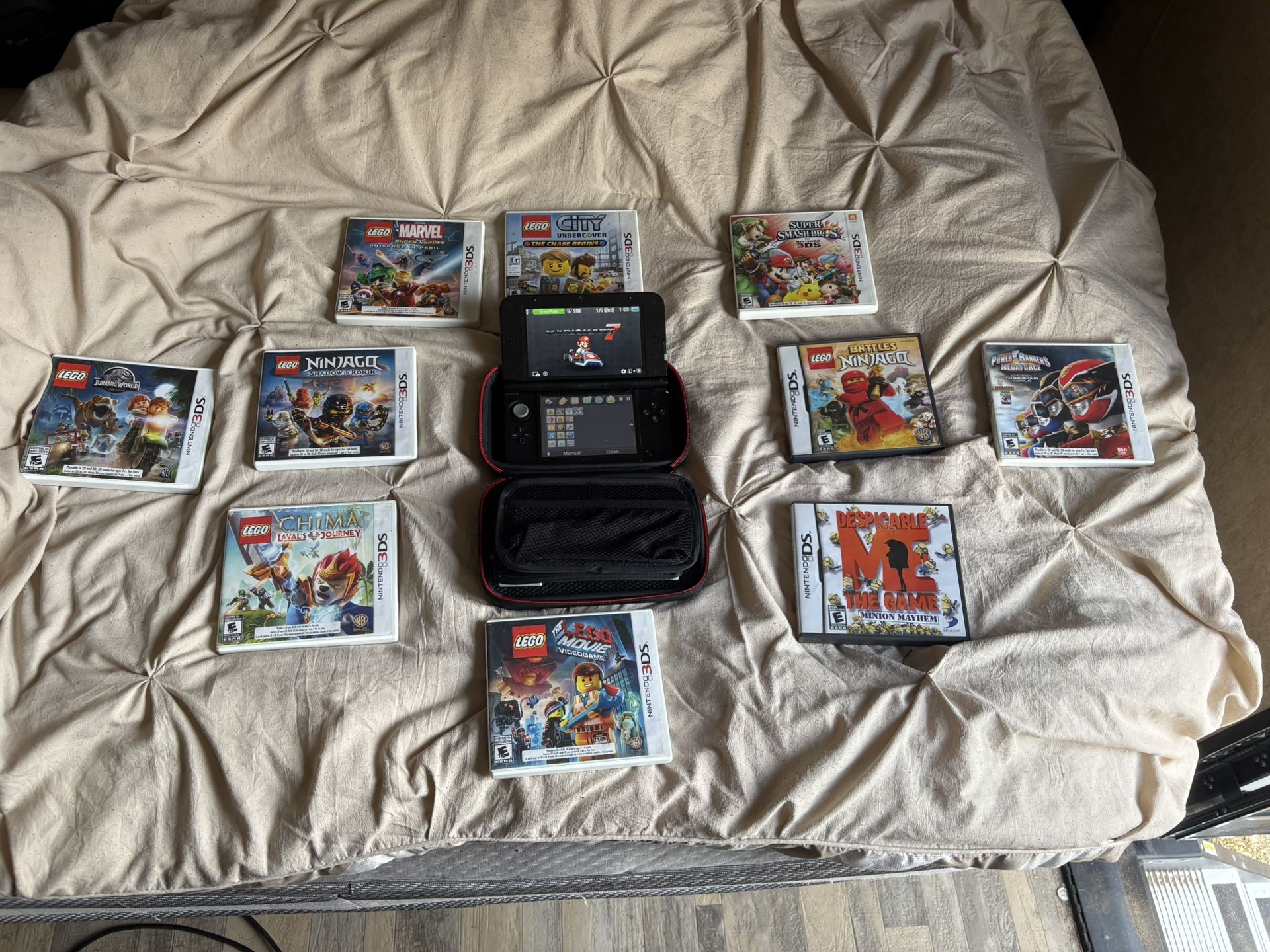 Nintendo 3DS XL (W/Games) 