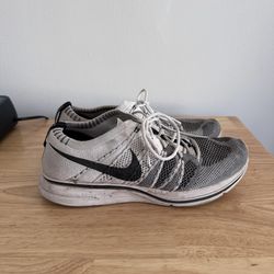 Nike Flyknit Trainers