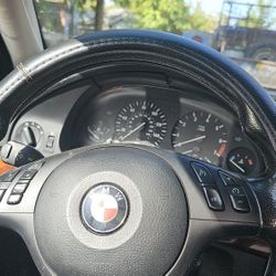 2003 BMW 525i