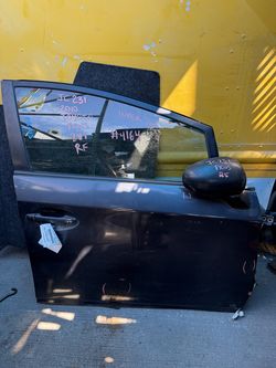Toyota Prius Front Door Gray Passenger Side RH 2010 - 2011 ; JC231