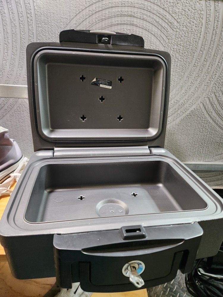 Sentry Safe Box