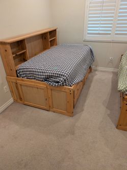 Set of Twin Beds