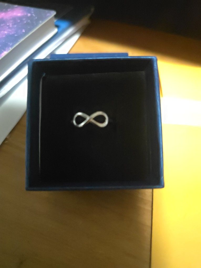 Size 7 Infinity Ring Stainless Steel